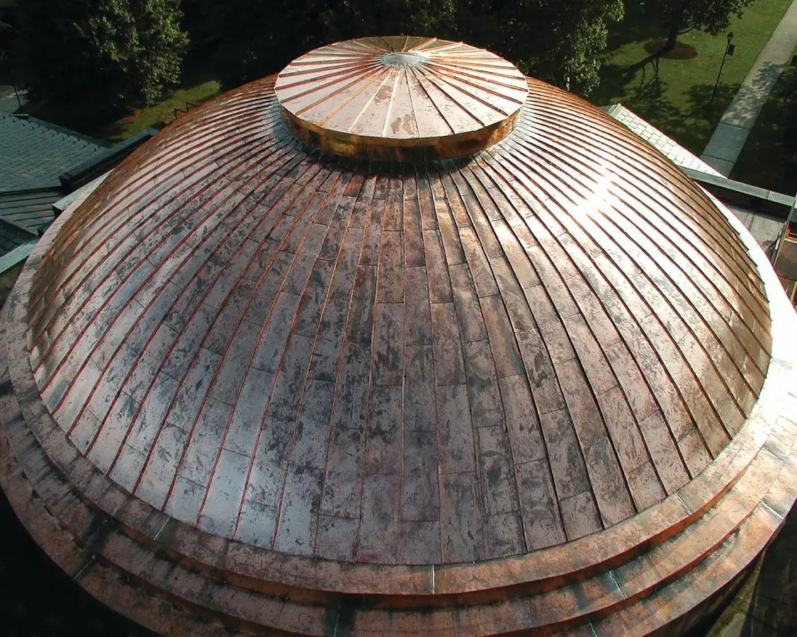 Craftsman Roofing crew installing a new roof in Pocahontas